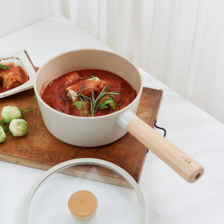 FIKA sauce pan, 18 cm – 1.6 L with glass lid