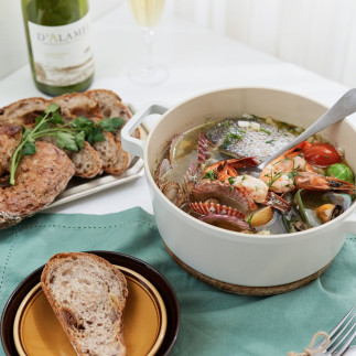 Касерола FIKA, 22 см - 2.57 л със стъклен капак