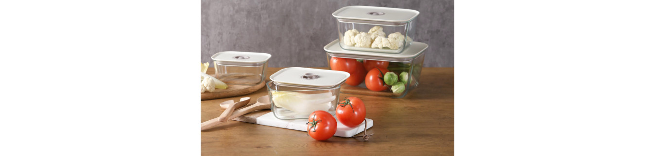 Storage containers